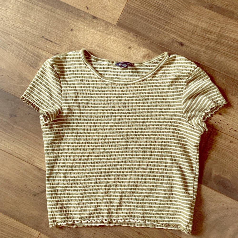 American Eagle crop top